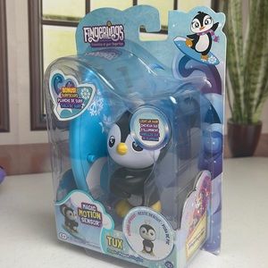 Fingerlings Tux Penguin With Surfboard Light Up Hair Motion Sensor